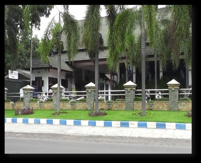 Berlian Abadi Hotel By Sinergi Banyuwangi  Exterior foto